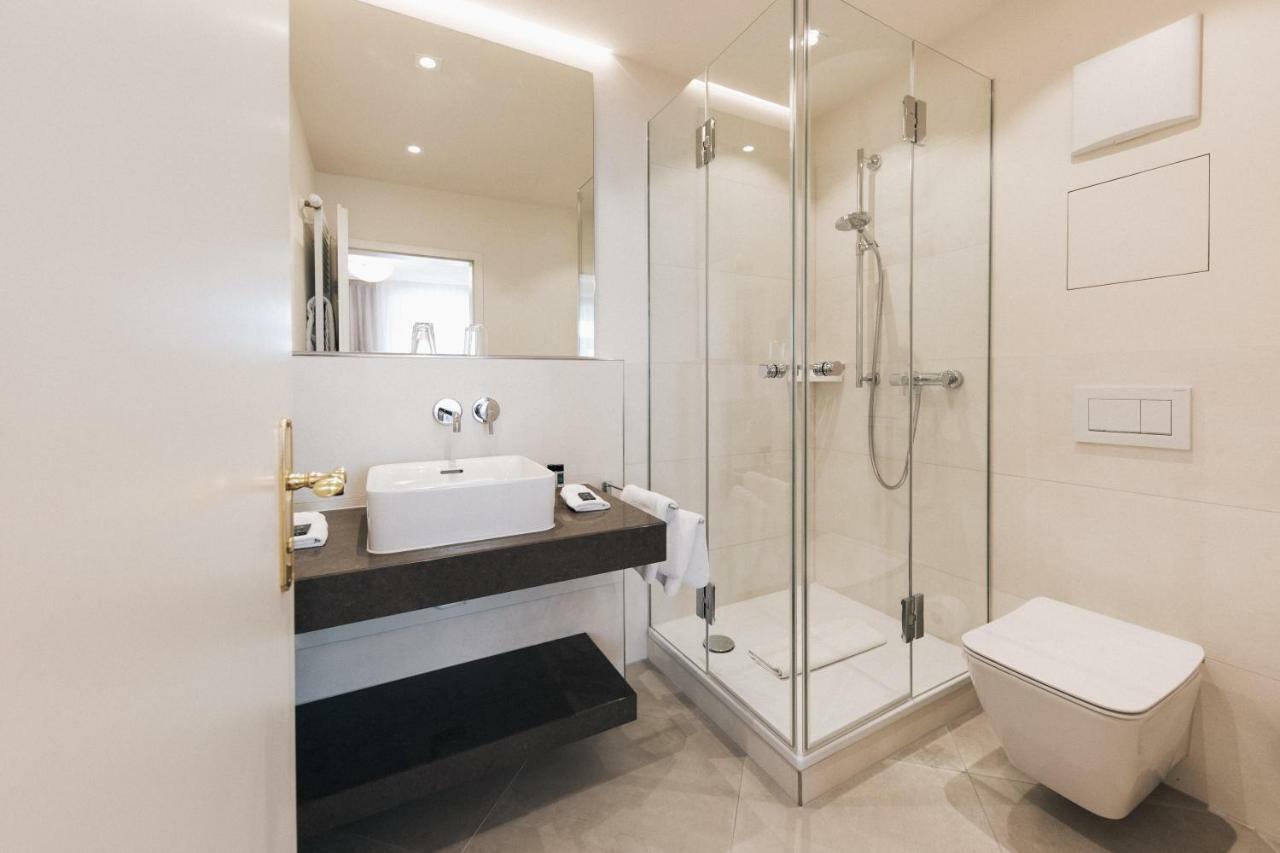 Hotel Weisser Bock 3*